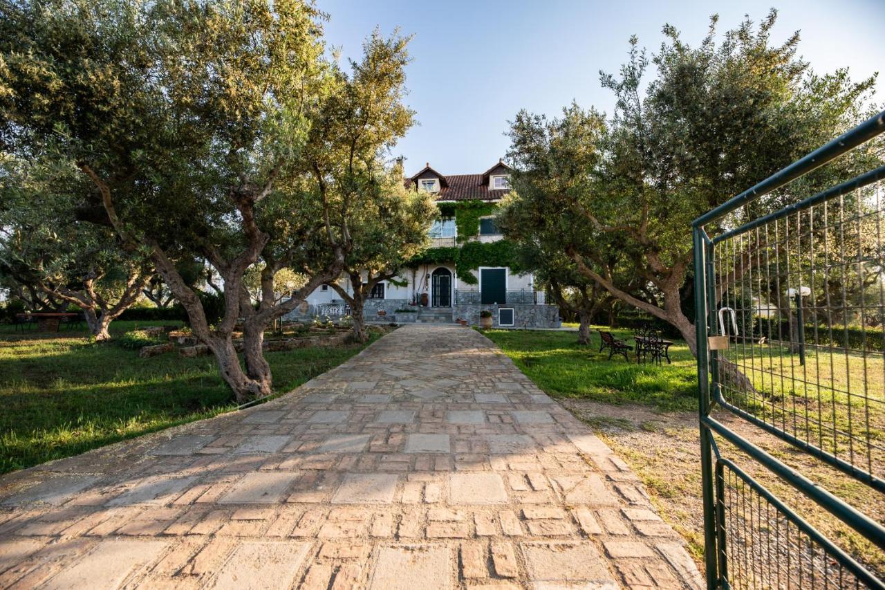 Villa Georgina B&B Katakolo Zewnętrze zdjęcie